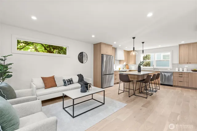 $879,950 | 7352 22nd Avenue Northwest, Seattle, WA 98117