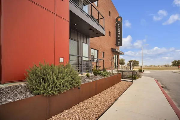 $285,000 | 2165 Gabriels Place, Unit 1105, New Braunfels, TX 78130