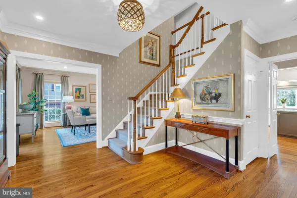 $1,371,900 | 7317 South View Court, Fairfax Station, VA 22039