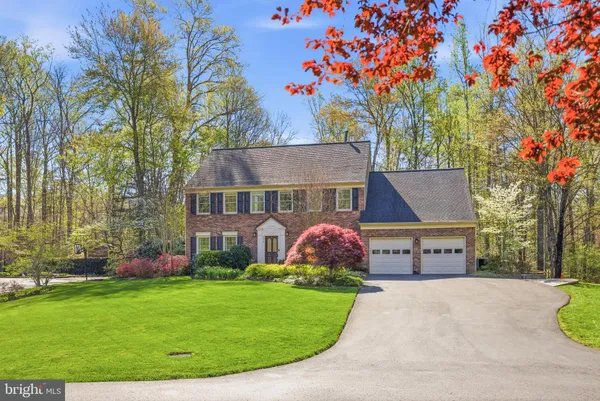$1,371,900 | 7317 South View Court, Fairfax Station, VA 22039