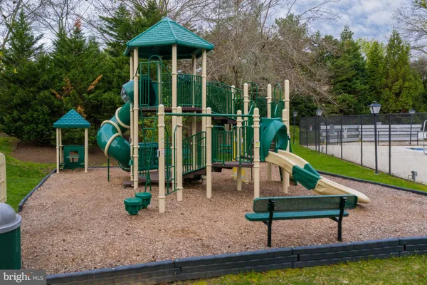 $1,371,900 | 7317 South View Court, Fairfax Station, VA 22039