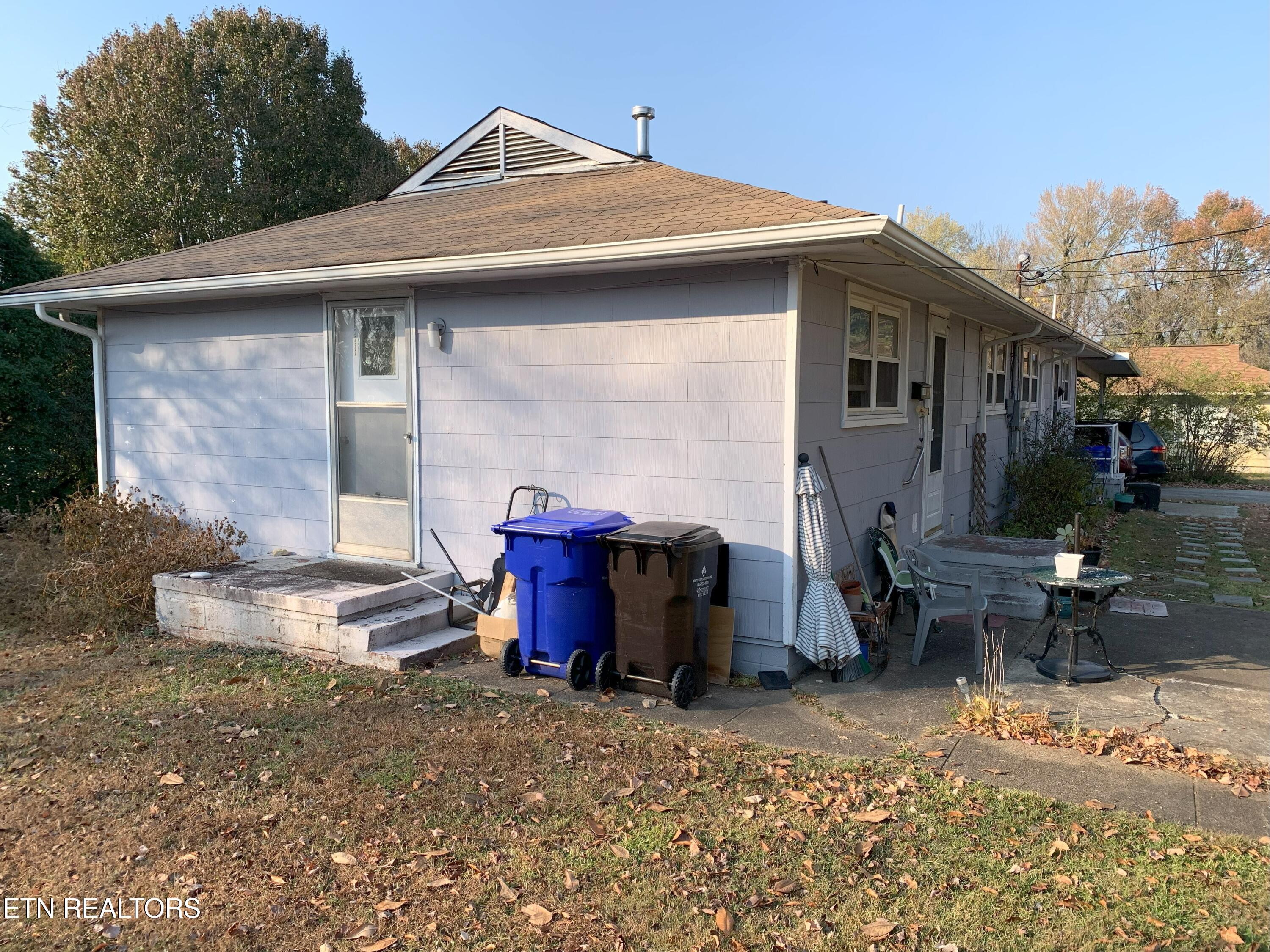 117 Marquette Road Oak Ridge, TN 37830 - Photo 3 of 27 3