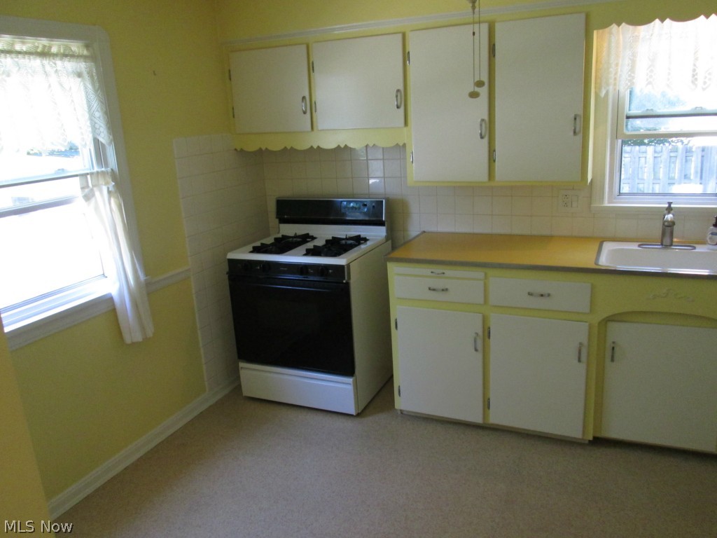 4517 Orchard Road Fairview Park, OH 44126 - Photo 7 of 25