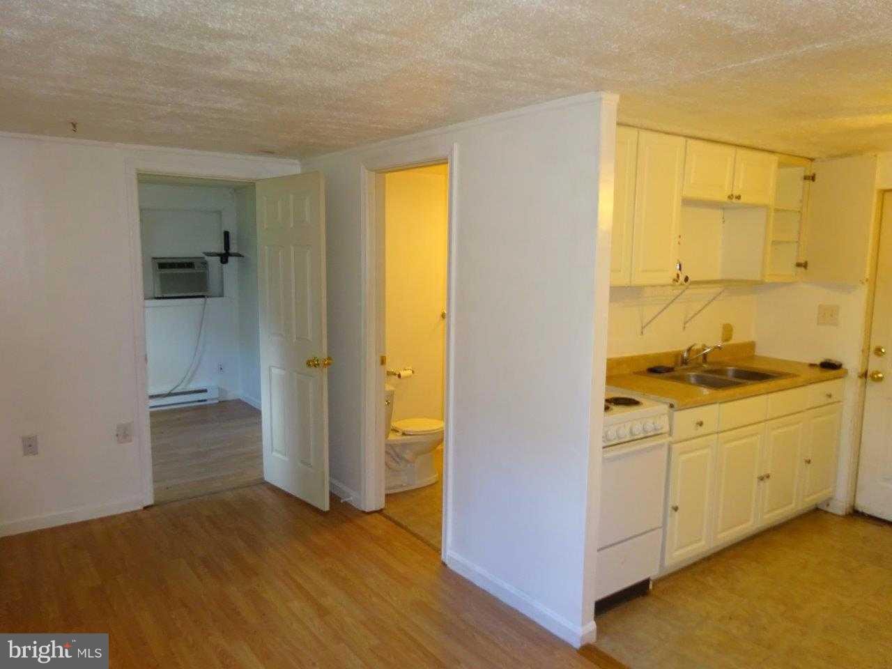 42 Policeman Club Road Falling Waters, WV 25419 - Photo 4 of 18 Kitchen small block house