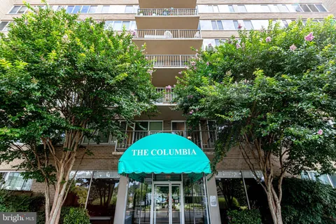 $220,000 | 5565 Columbia Pike, Unit 412, Arlington, VA 22204