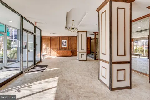 $220,000 | 5565 Columbia Pike, Unit 412, Arlington, VA 22204