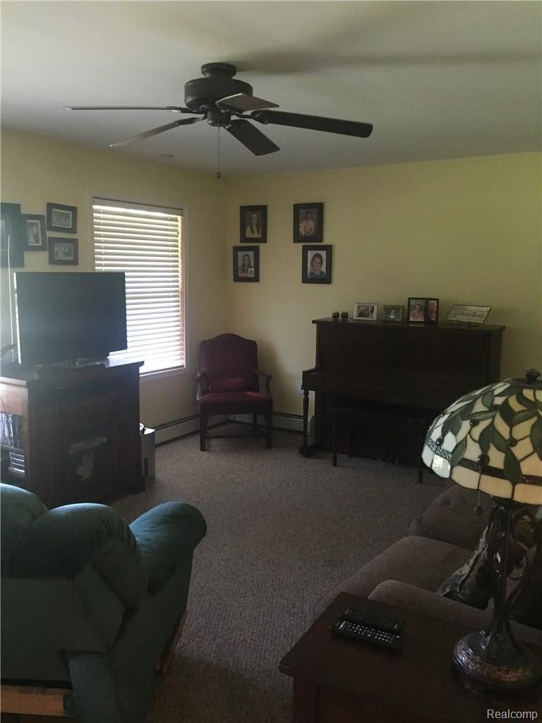 3777 West Castle Road Fostoria, MI 48435 - Photo 6 of 17 IMG_1354.JPG