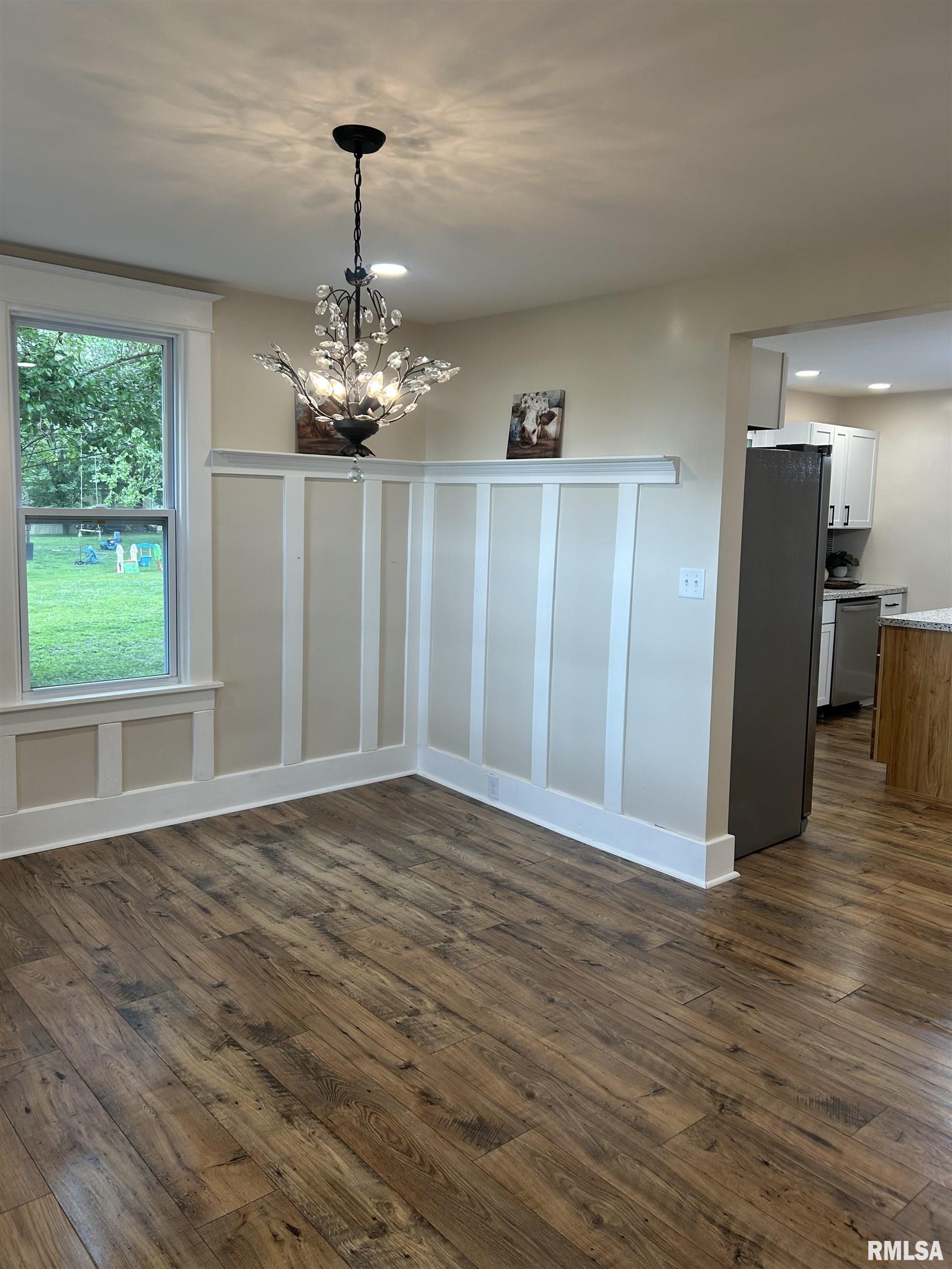 341 Wilson Street Mendon, IL 62351 - Photo 4 of 14