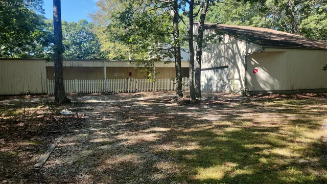 $1,100,000 | 23 North Quarter Road, Westhampton, NY 11977