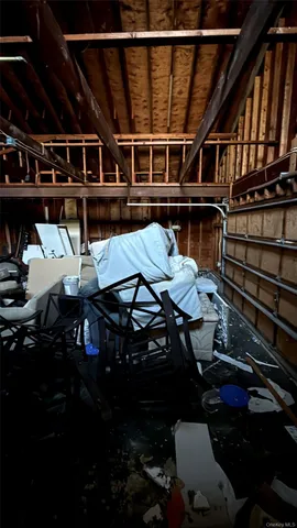 $1,100,000 | 23 North Quarter Road, Westhampton, NY 11977