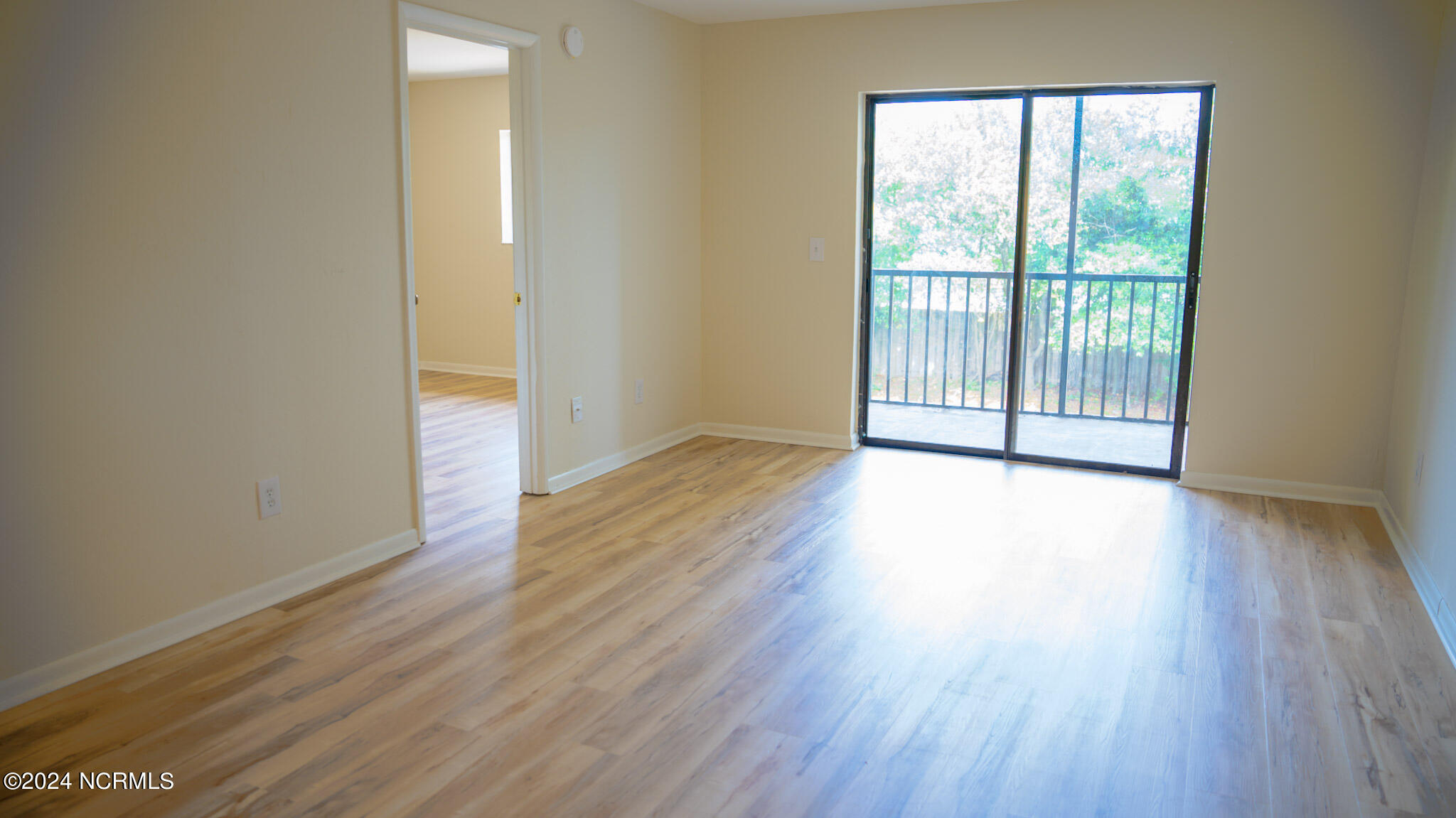 4443 Holly Tree Road Wilmington, NC 28412 - Photo 3 of 30 4443HollyTreeRd-48