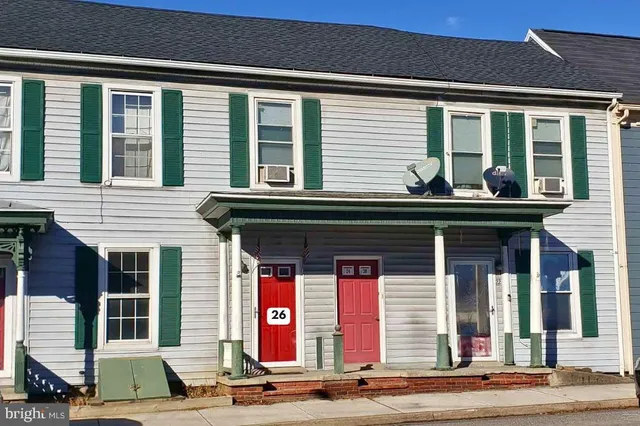 $1,225 | 26 West Main Street, New Bloomfield, PA 17068