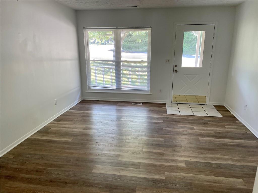 5709 Furnas Road Indianapolis, IN 46221 - Photo 6 of 30 Gallery Image 6