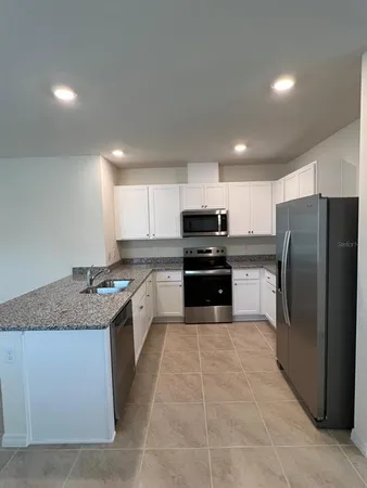 $2,100 | 675 Park Pl Boulevard, Davenport, FL 33837