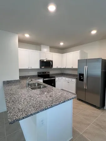 $2,100 | 675 Park Pl Boulevard, Davenport, FL 33837