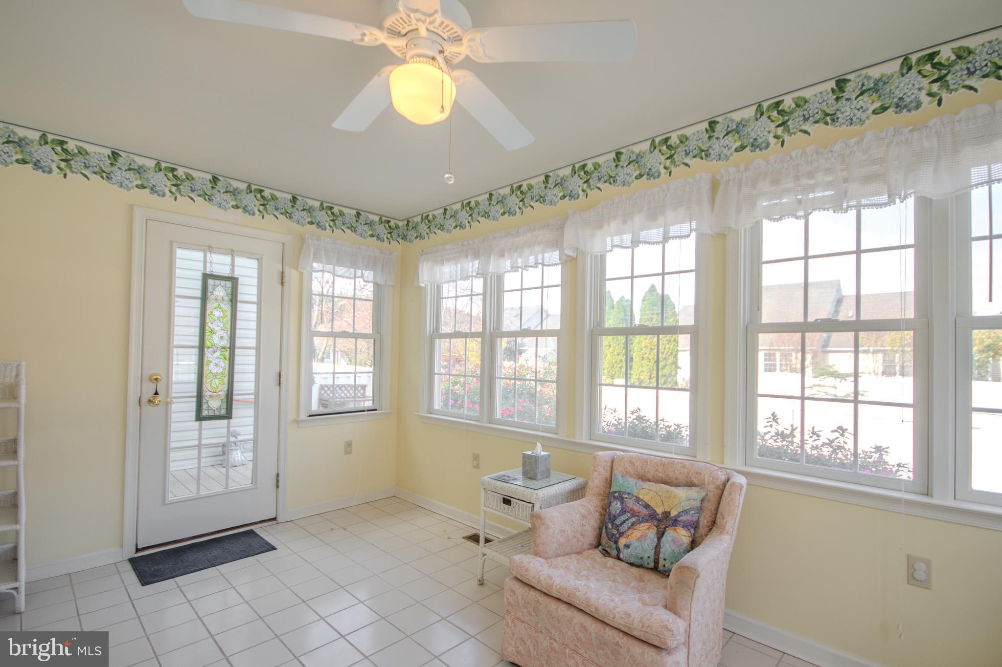 907 Walbash Street Salisbury, MD 21804 - Photo 15 of 47 Sun room