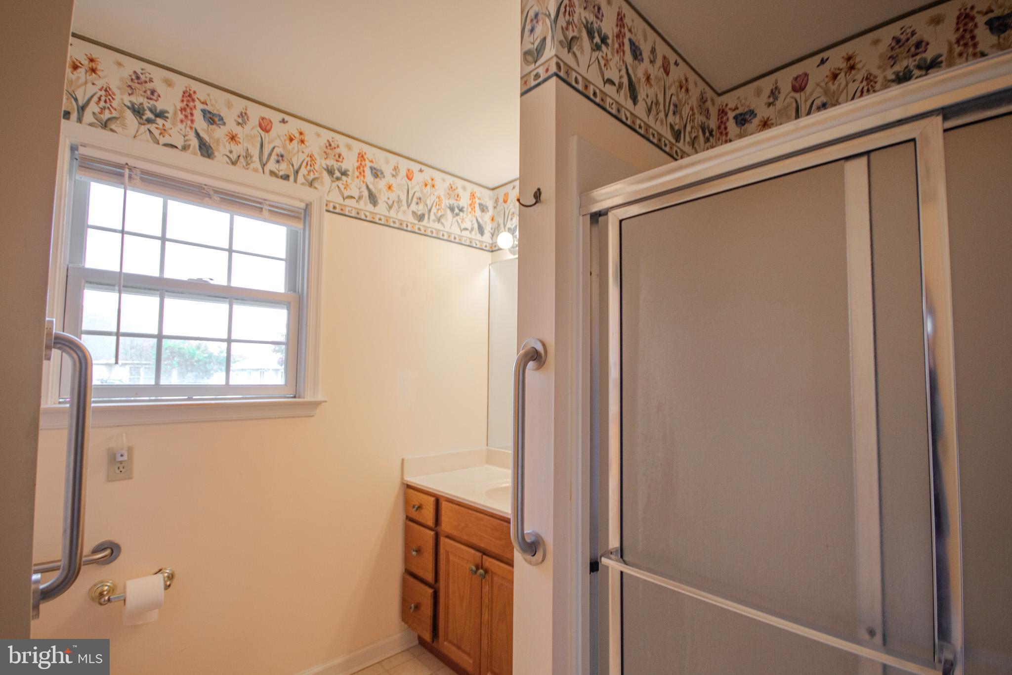 907 Walbash Street Salisbury, MD 21804 - Photo 22 of 47 Primary bathroom