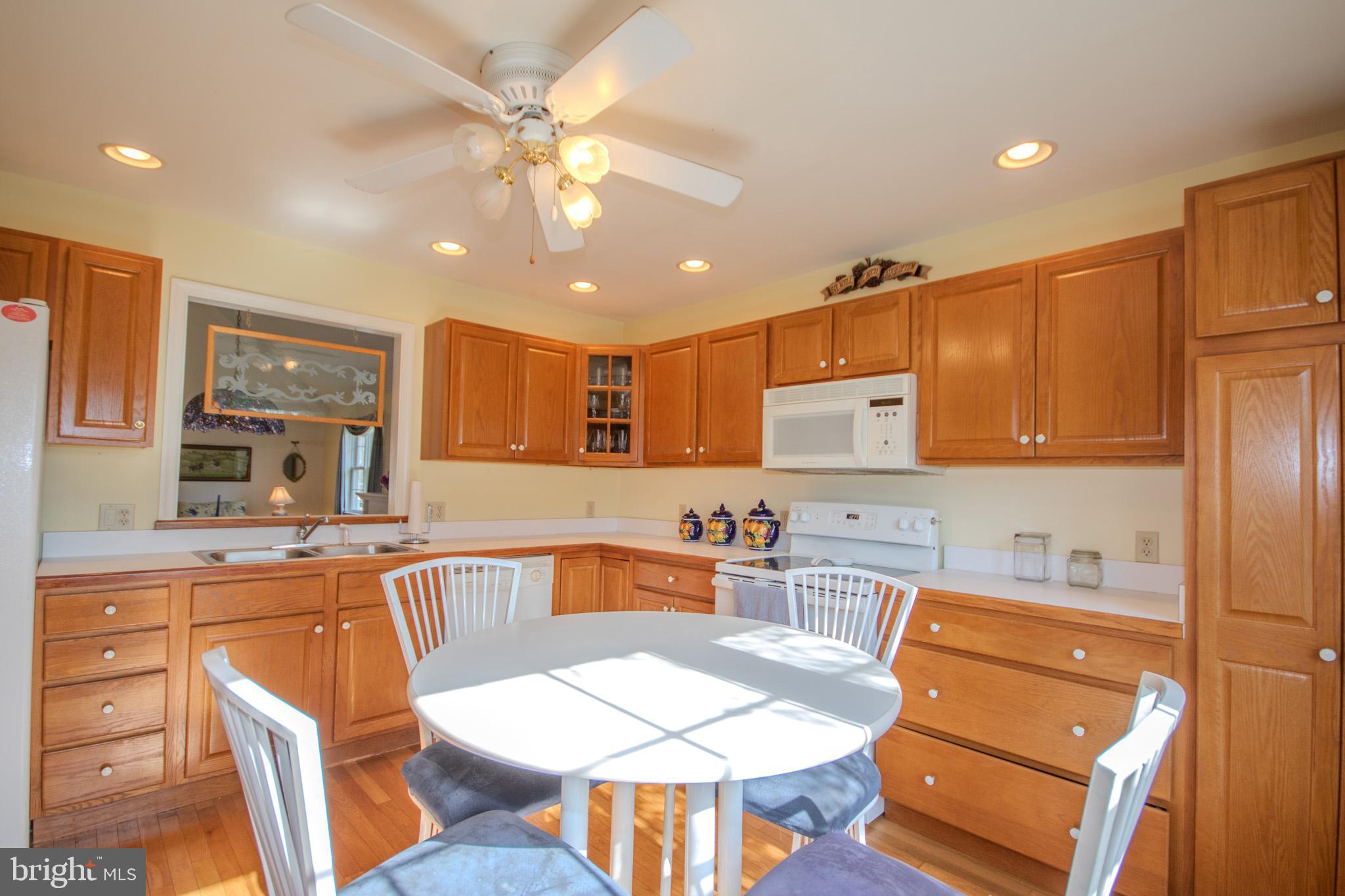 907 Walbash Street Salisbury, MD 21804 - Photo 7 of 47 Kitchen