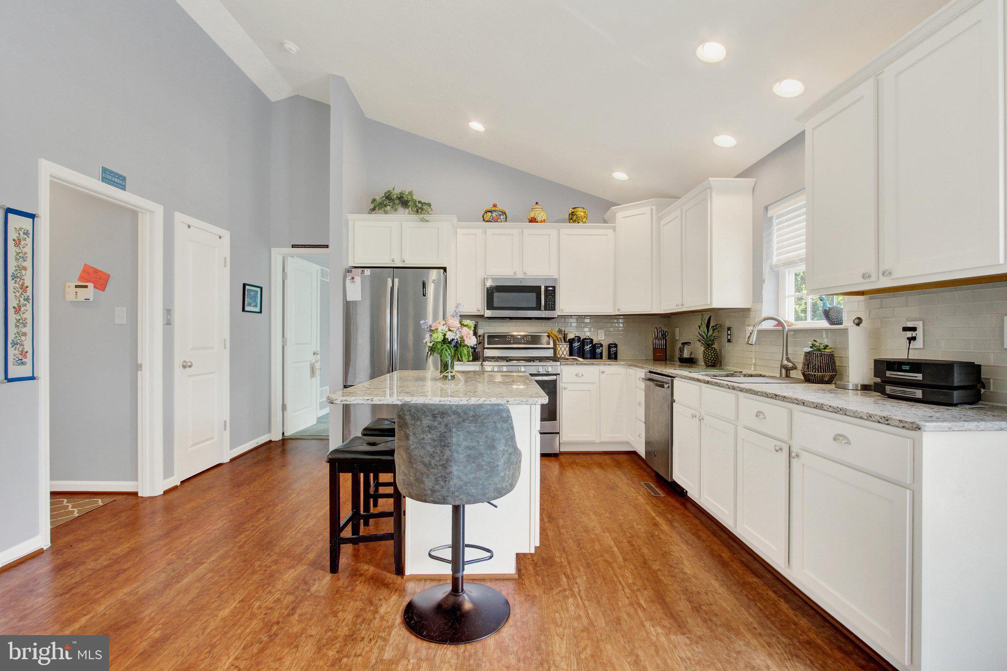 880 Ripple Drive Hanover, PA 17331 - Photo 10 of 32