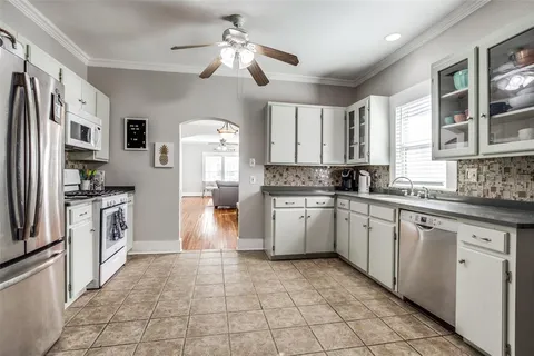 $4,300 | 5545 Willis Avenue, Dallas, TX 75206
