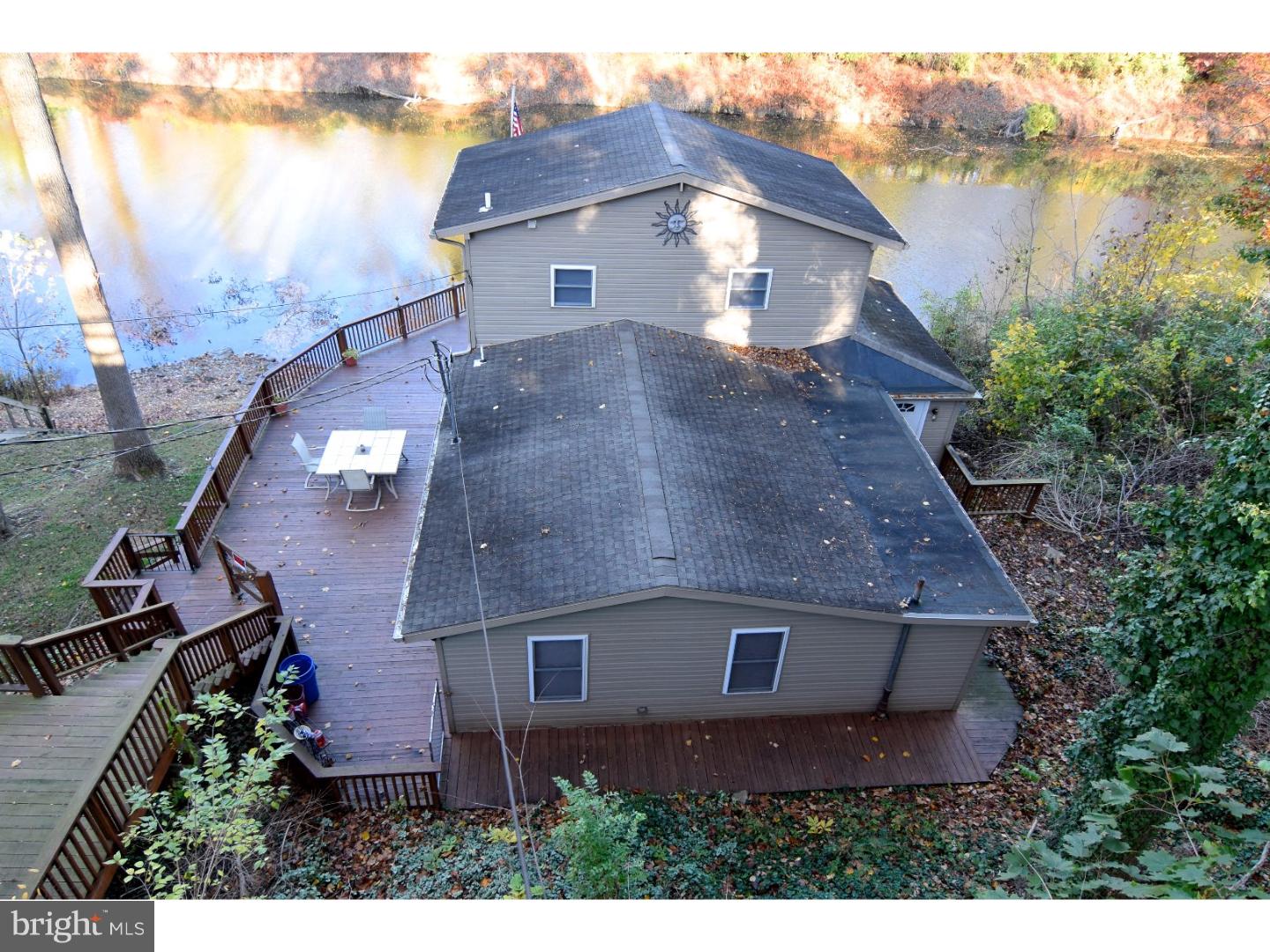957 Pine Heights Road Reading, PA 19605 - Photo 2 of 25 Gallery Image 2