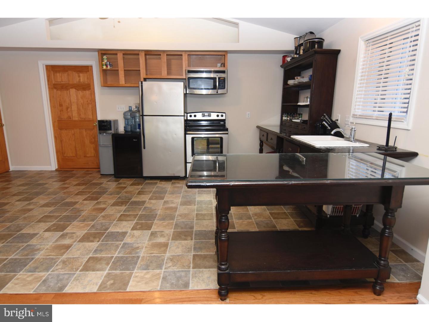 957 Pine Heights Road Reading, PA 19605 - Photo 12 of 25 Gallery Image 12