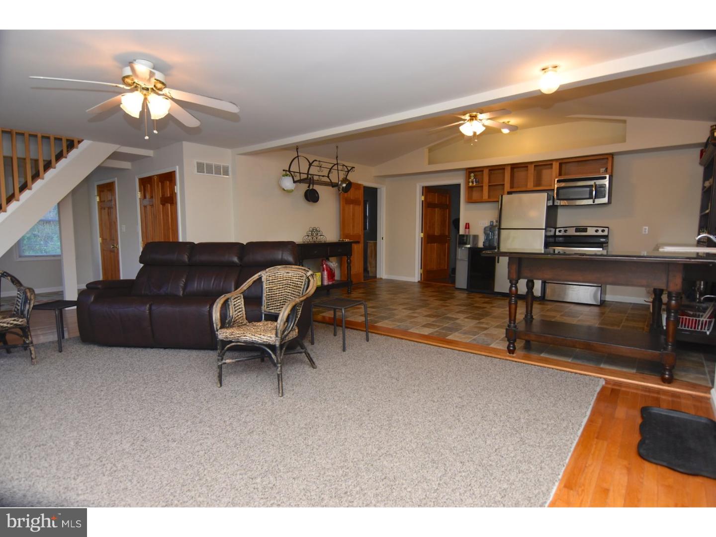 957 Pine Heights Road Reading, PA 19605 - Photo 7 of 25 Gallery Image 7