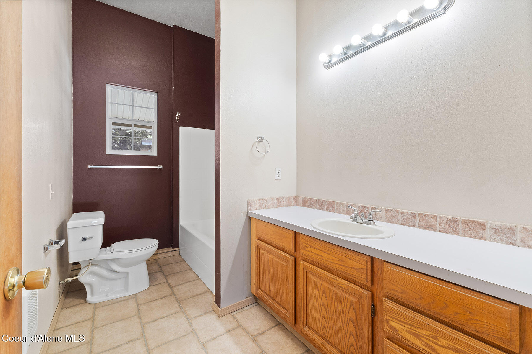 25779 North Rosemere Street Rathdrum, ID 83858 - Photo 32 of 54 25779-N-Rosemere-St-4350