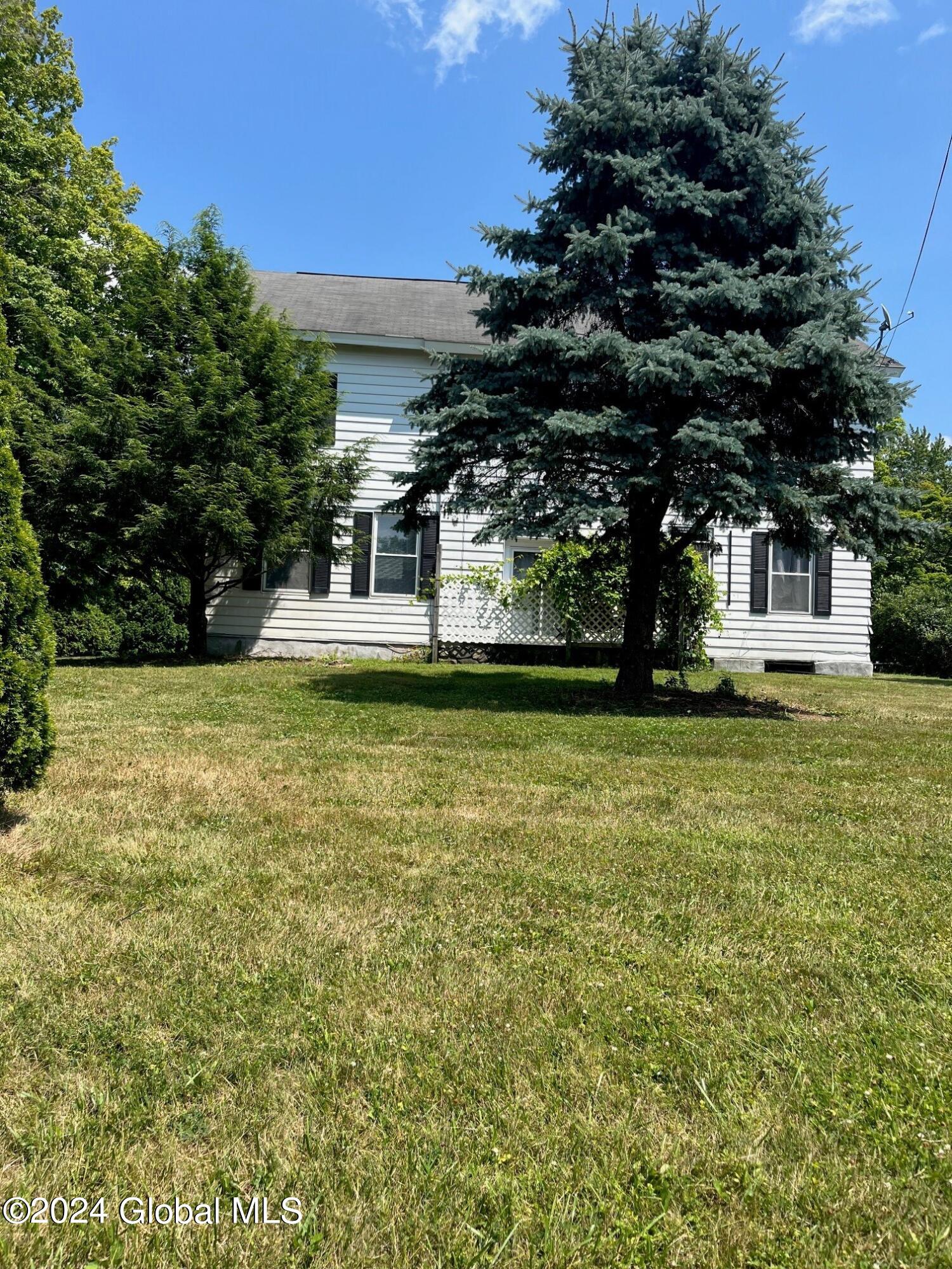 88 Middleline Road Ballston, NY 12020 - Photo 3 of 23 88 Middleline Exterior 3