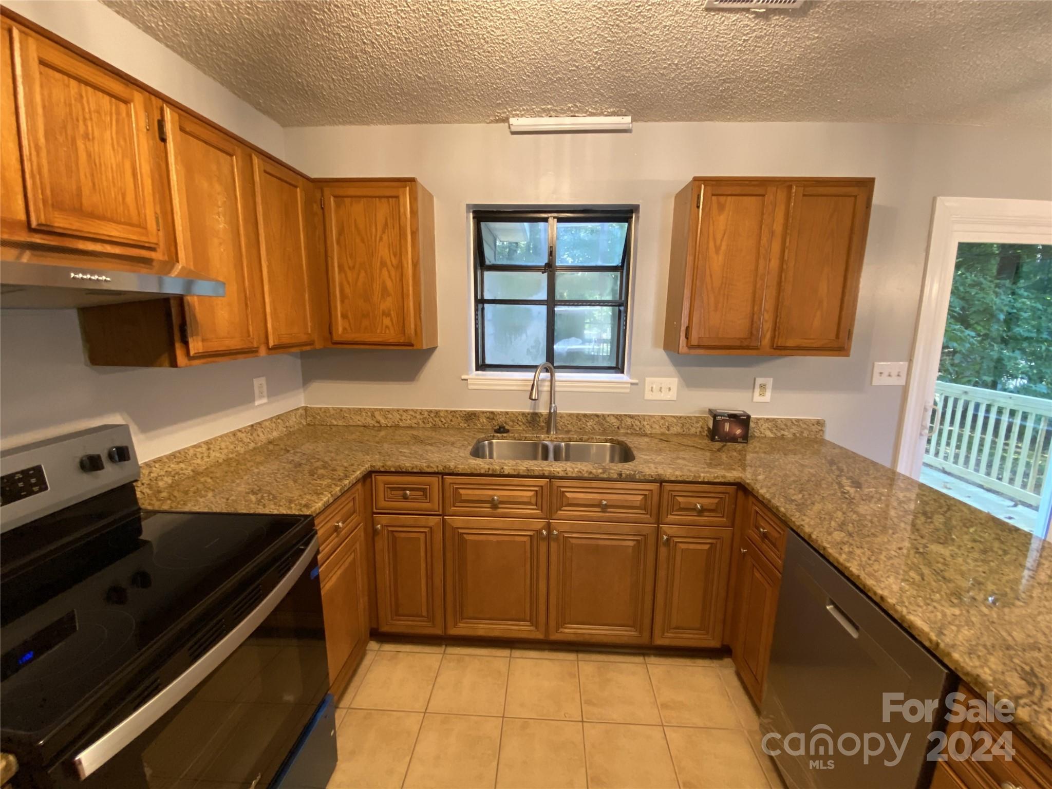 4821 Banfshire Road Charlotte, NC 28215 - Photo 12 of 41