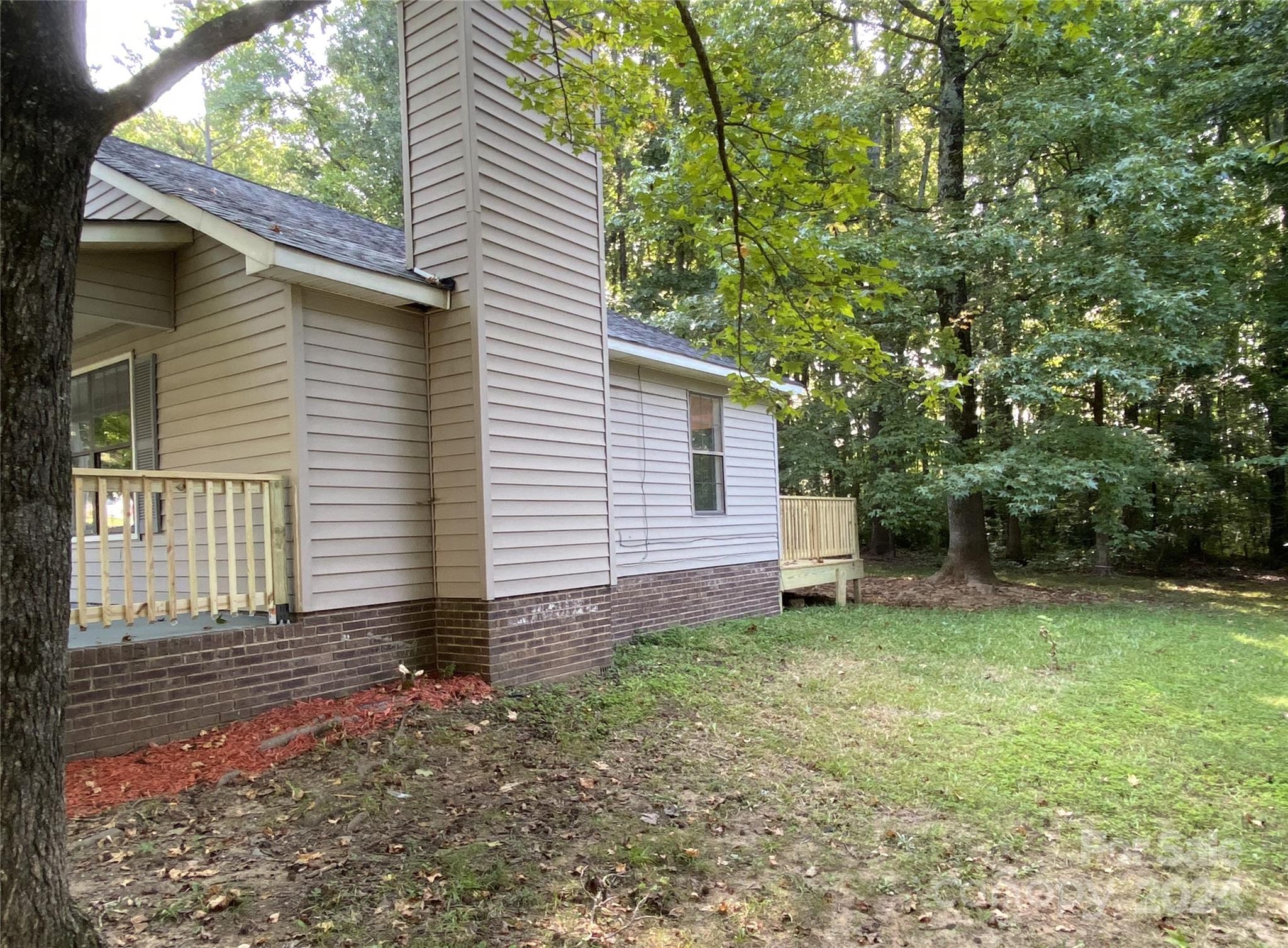 4821 Banfshire Road Charlotte, NC 28215 - Photo 37 of 41