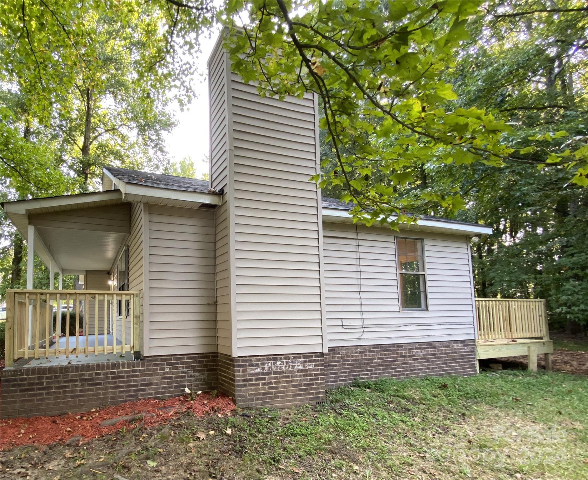 4821 Banfshire Road Charlotte, NC 28215 - Photo 38 of 41