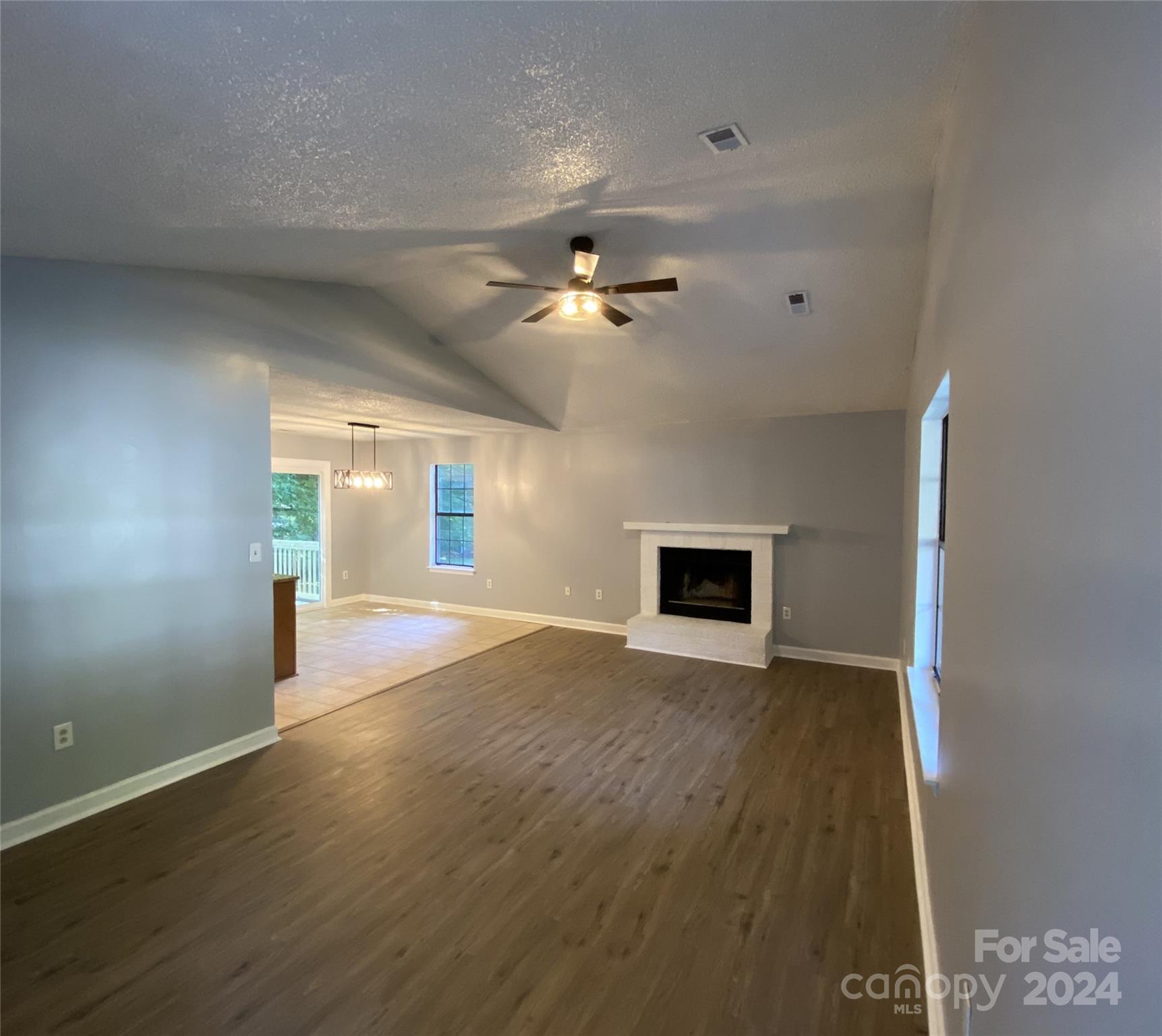 4821 Banfshire Road Charlotte, NC 28215 - Photo 4 of 41