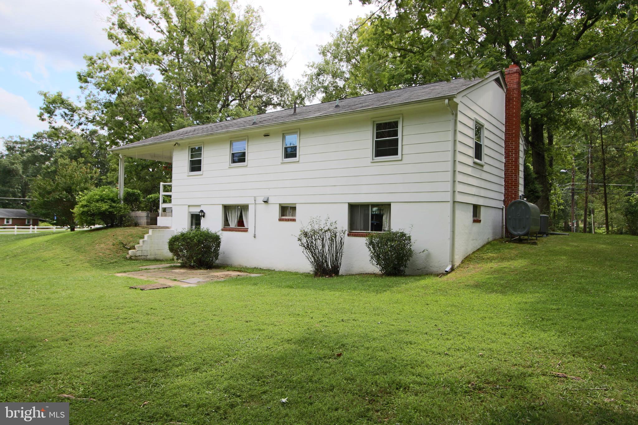 7720 Surratts Road Clinton, MD 20735 - Photo 5 of 9 Rear angle