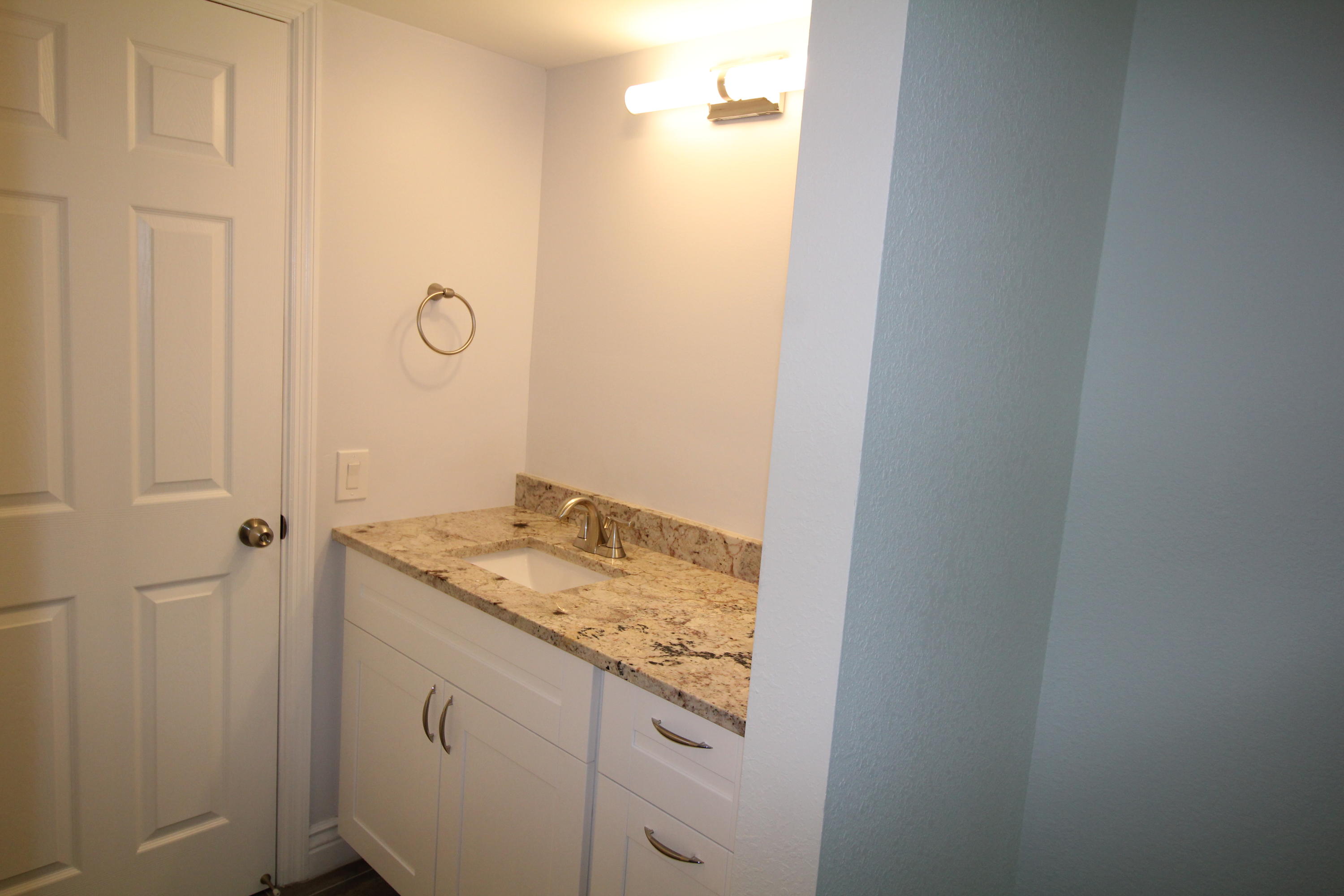 5150 East Club Circle, Unit 104 Boca Raton, FL 33487 - Photo 11 of 23 Master Bathroom Vanity Area