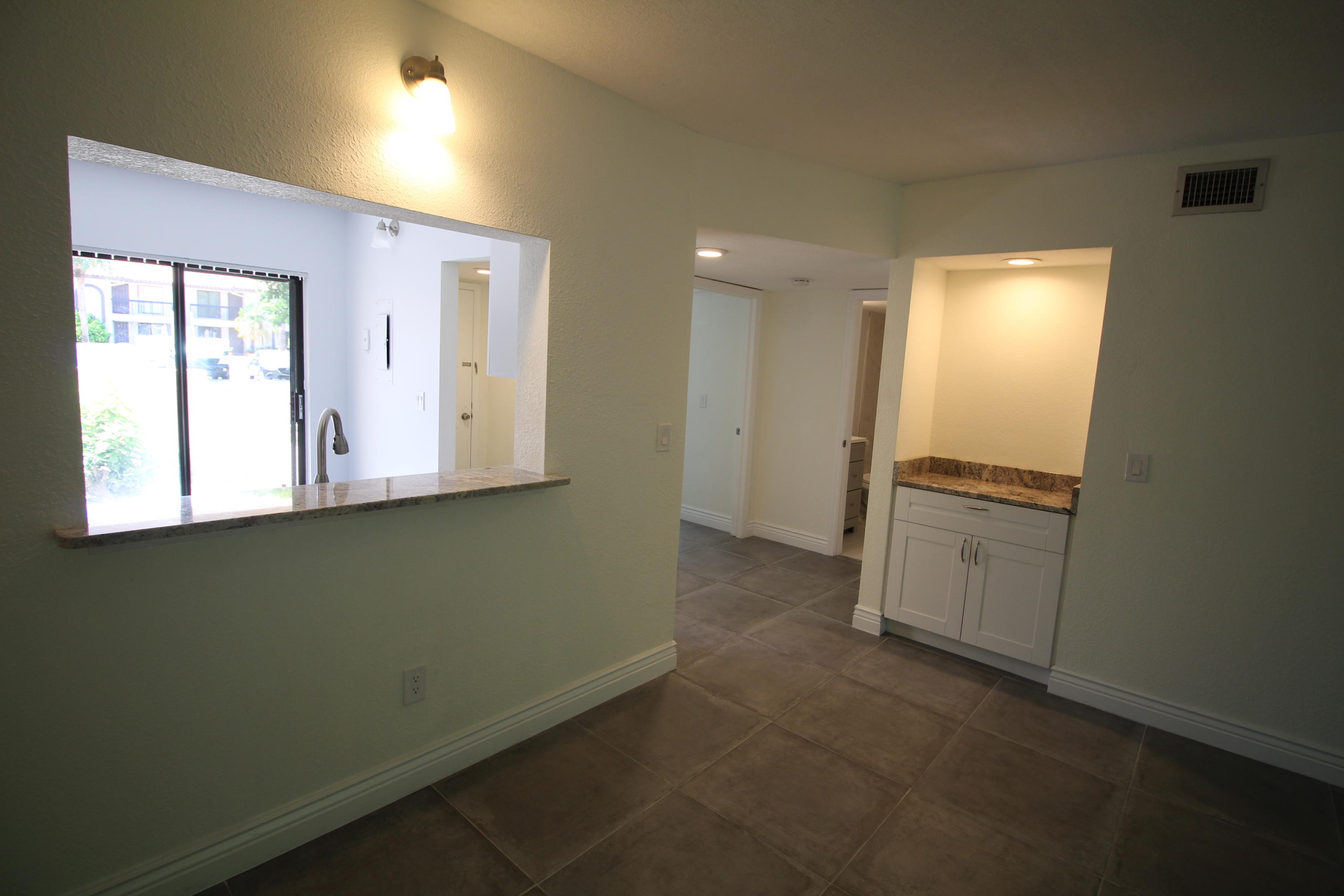 5150 East Club Circle, Unit 104 Boca Raton, FL 33487 - Photo 13 of 23 IMG_9242