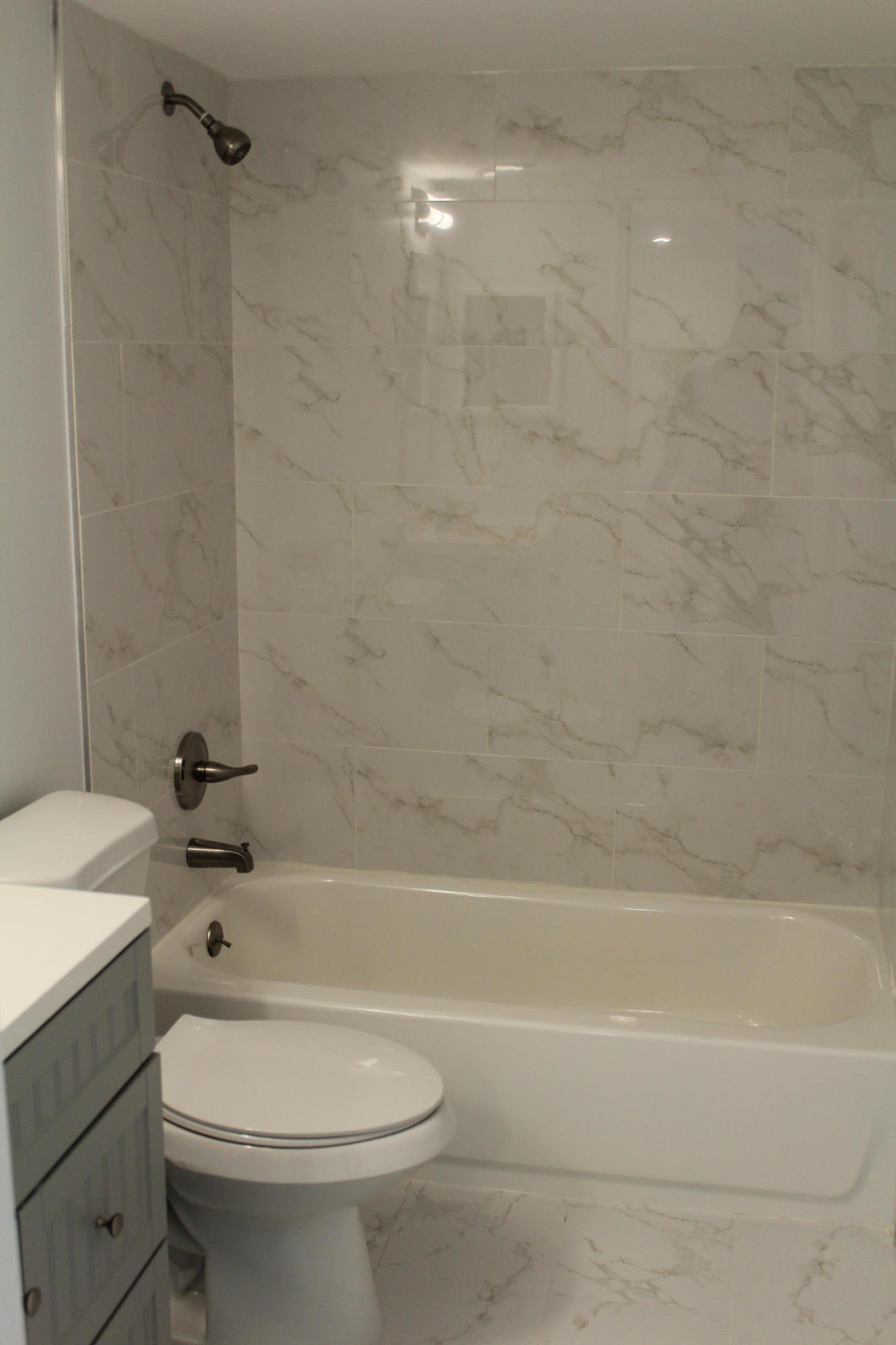 5150 East Club Circle, Unit 104 Boca Raton, FL 33487 - Photo 17 of 23 second Bathroom