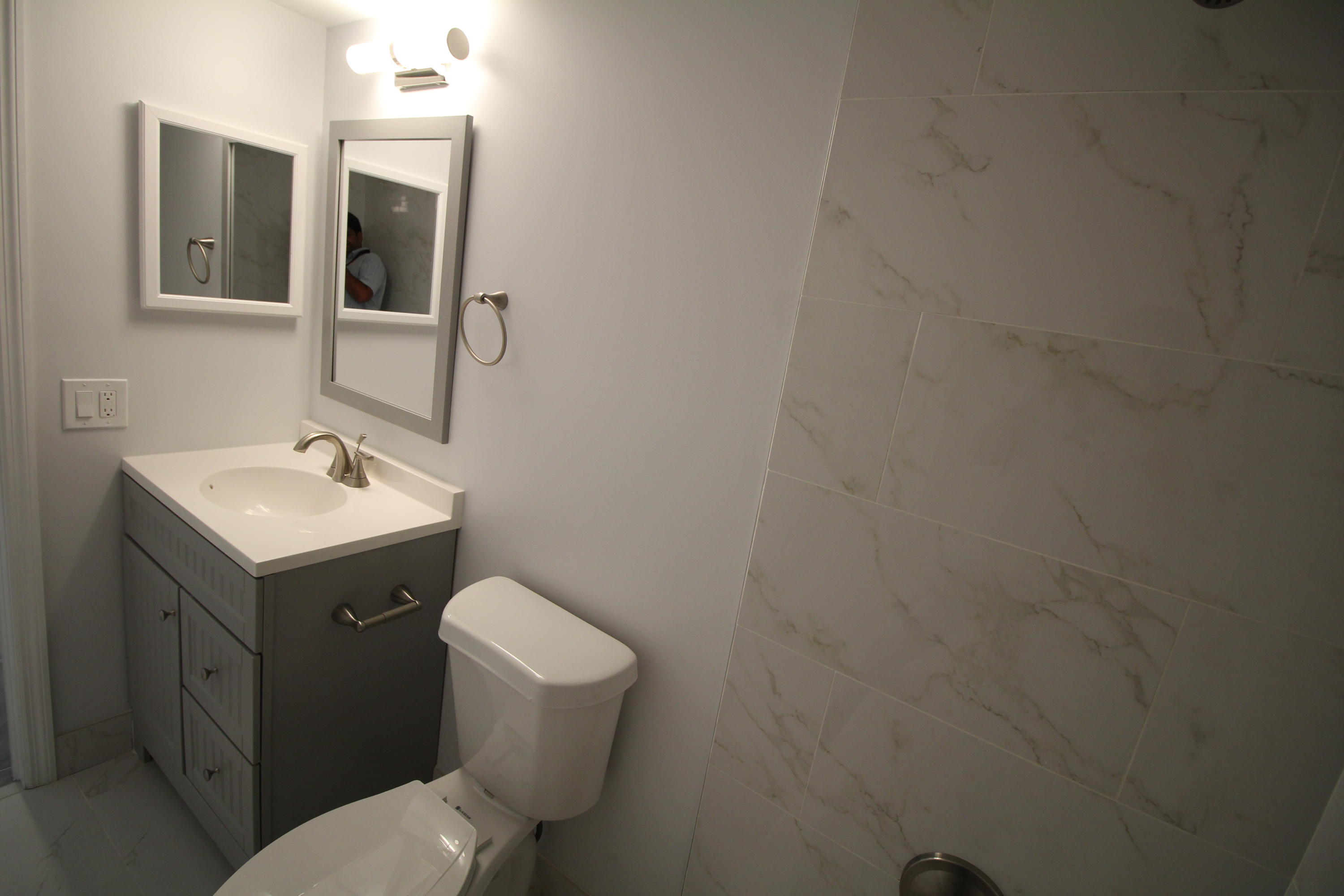 5150 East Club Circle, Unit 104 Boca Raton, FL 33487 - Photo 18 of 23 second bathroom