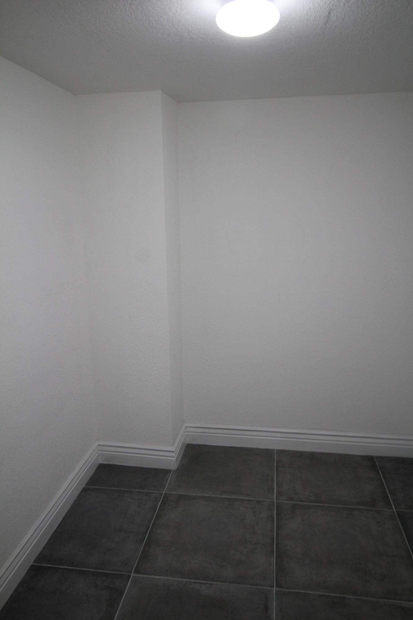 5150 East Club Circle, Unit 104 Boca Raton, FL 33487 - Photo 8 of 23 Closet