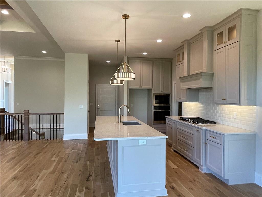 22428 West 90th Terrace Lenexa, KS 66227 - Photo 16 of 42