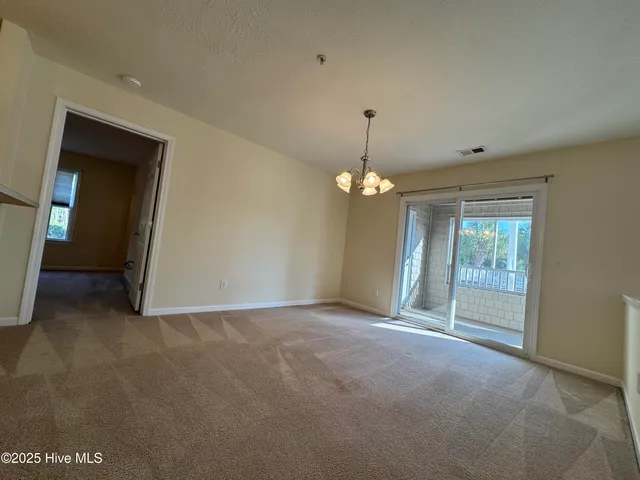 $1,800 | 633 Spencer-Farlow Drive, Unit 13, Carolina Beach, NC 28428