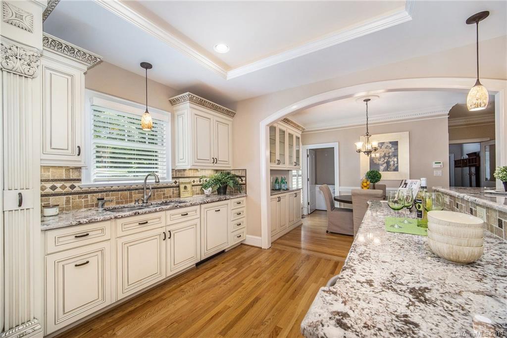 2132 Sutton Springs Road Charlotte, NC 28226 - Photo 14 of 47 Gallery Image 14