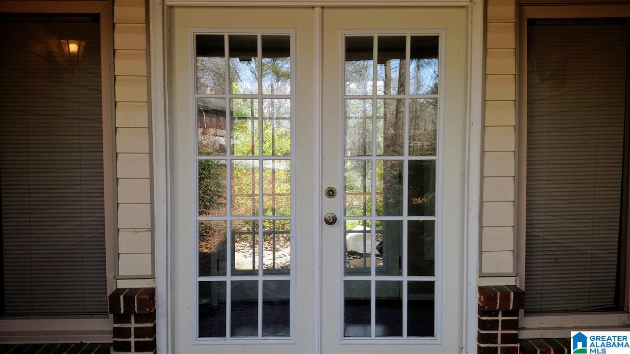 119 Cape Cod Circle Alabaster, AL 35007 - Photo 2 of 30