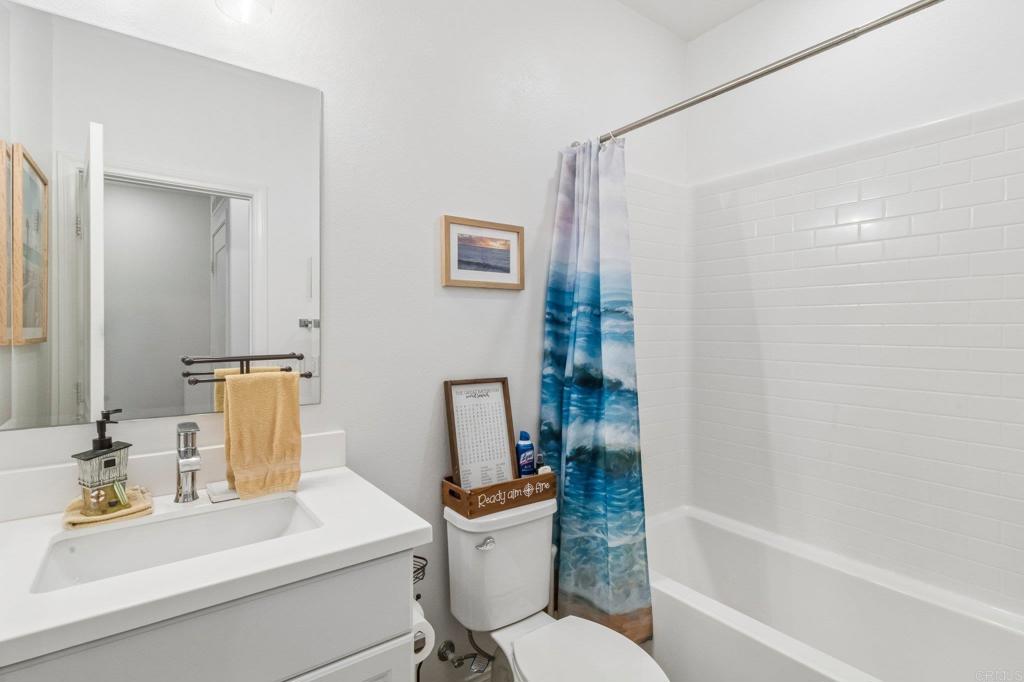 1533 Fig Tree Way Oceanside, CA 92056 - Photo 17 of 33