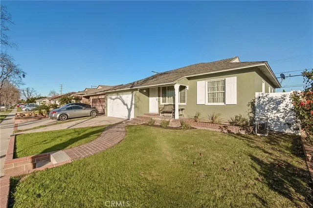$899,000 | 4418 Conquista Avenue, Lakewood, CA 90713