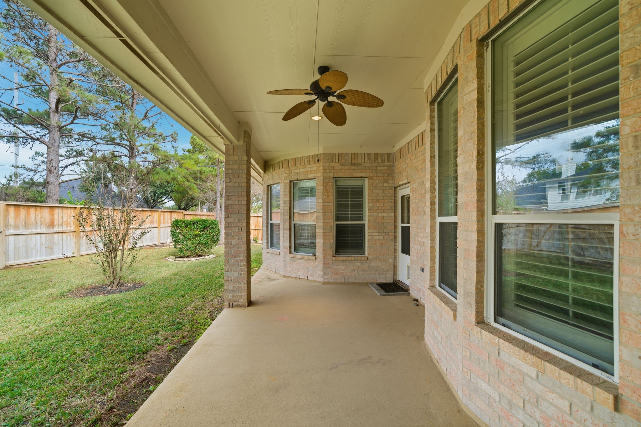 2842 Nicks Run Lane Katy, TX 77494 - Photo 30 of 35 a view of a porch with a backyard