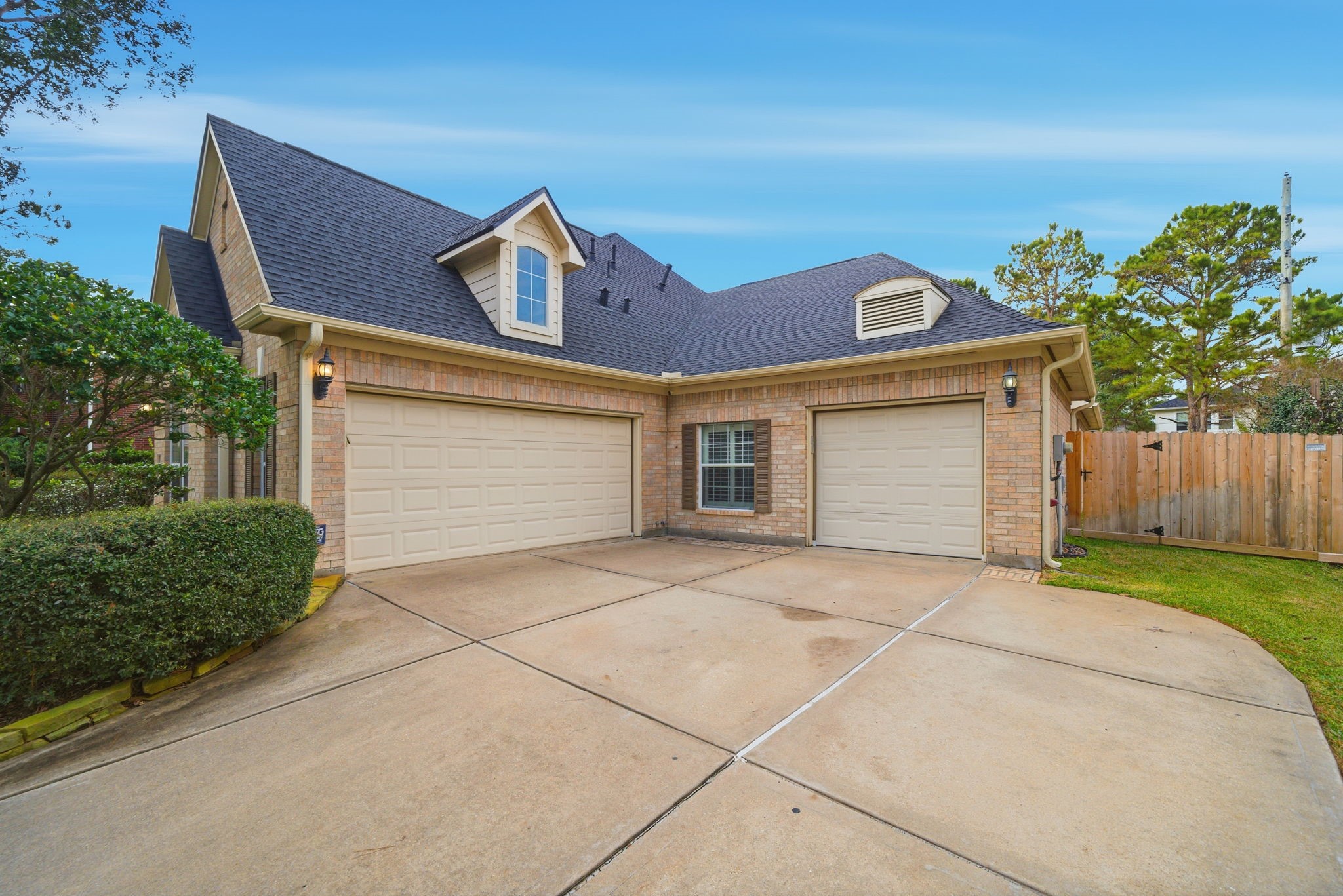 2842 Nicks Run Lane Katy, TX 77494 - Photo 3 of 35 a view of a house with a yard and potted plants