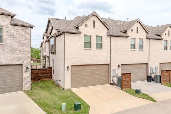 $350,000 | 436 Somerville Drive, McKinney, TX 75071