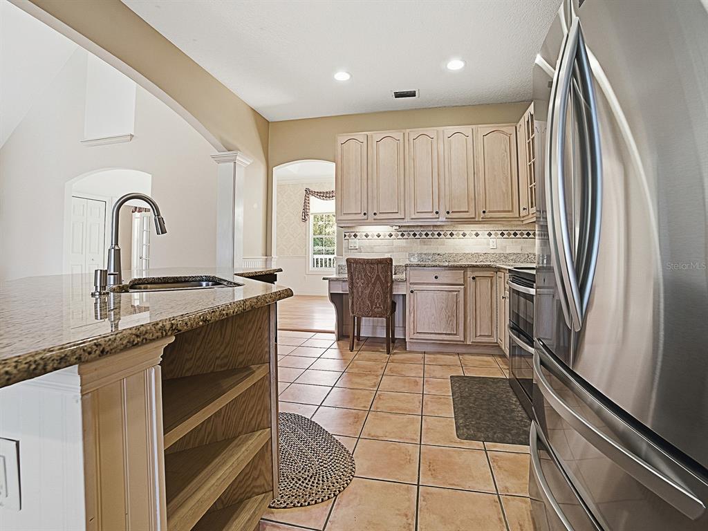 592 Crescent Street Umatilla, FL 32784 - Photo 17 of 61