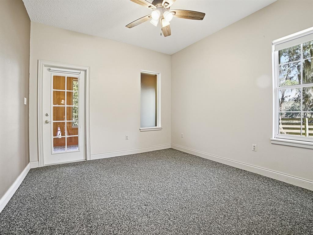 592 Crescent Street Umatilla, FL 32784 - Photo 22 of 61